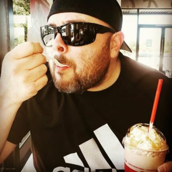 Meet your Posher, Jay - Picture 1 of 1